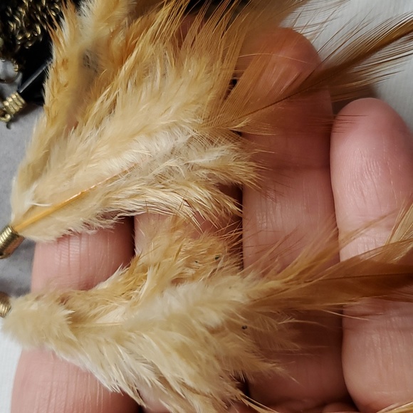 Nordstrom Carole Tuc Feather Earrings Black and Cream Set - Picture 3 of 5